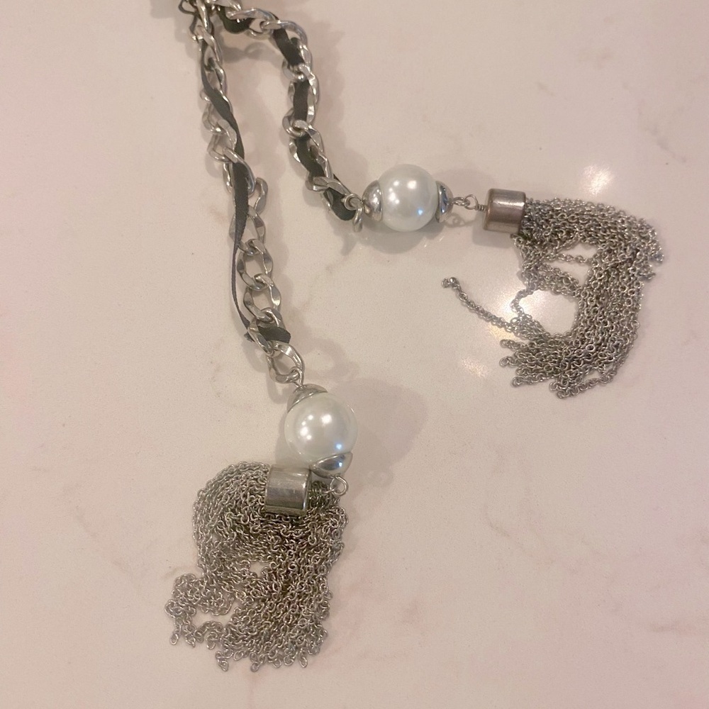 WHITE HOUSE BLACK MARKET Chain Ribbon Tassle Necklace | EUC | MSRP $149 - Picture 6 of 9
